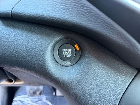 Used 2021 Jeep Cherokee Latitude Lux w/ Comfort/Convenience Group image 23