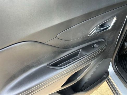 Used 2015 Buick Encore FWD image 21