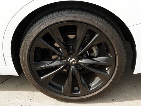 Used 2023 Lexus ES 350 F Sport w/ Accessory Package (Z2) FWD image 13