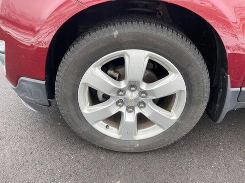 Used 2016 Chevrolet Traverse LT w/ Style and Technology Package image 11