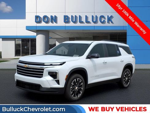 New 2026 Chevrolet Traverse LT w/ Sun and Wheel Package FWD image 1