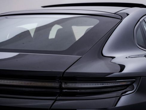 New 2026 Porsche Panamera Turbo image 12