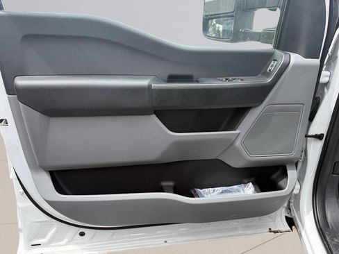 Used 2024 Ford F450 XL w/ Snow Plow Prep Package image 17