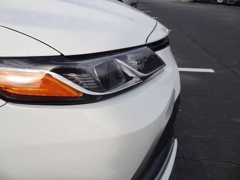 Used 2022 Toyota Camry LE image 16