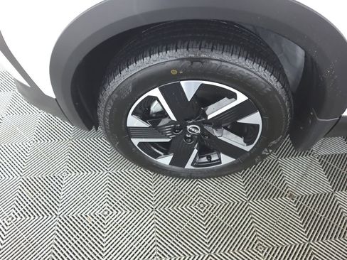 New 2026 Nissan Kicks SV w/ Cold Weather Package image 31