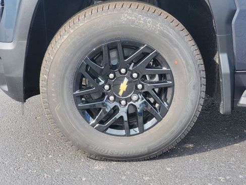 New 2026 Chevrolet Silverado EV LT image 5