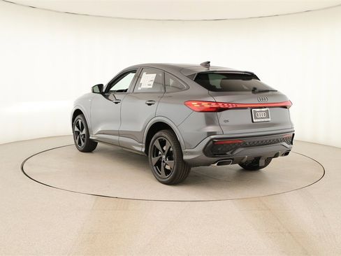 New 2025 Audi Q5 Premium Plus image 4