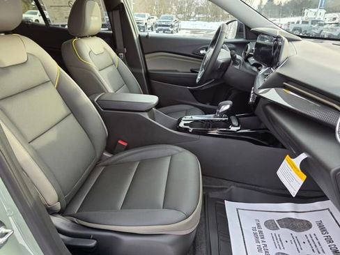 New 2026 Chevrolet Trax ACTIV w/ Driver Confidence Package image 17