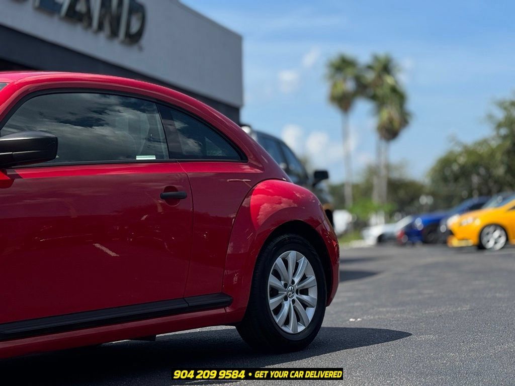 Used 2015 Volkswagen Beetle 1.8T FWD image 3