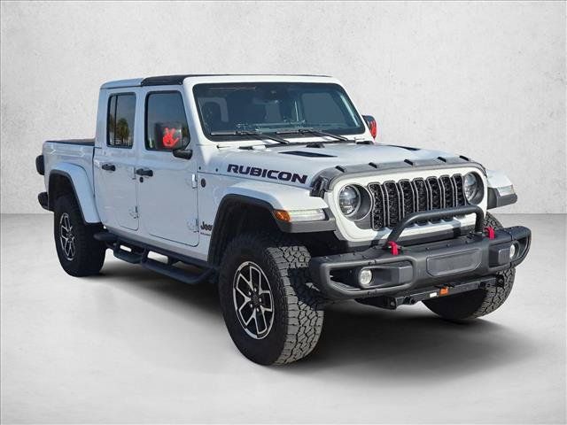 Used 2025 Jeep Gladiator Rubicon AWD/4WD image 3