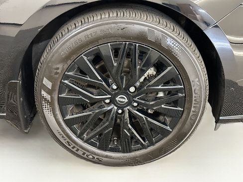 Used 2024 Nissan Altima 2.5 SV w/ SV Premium Package FWD image 36