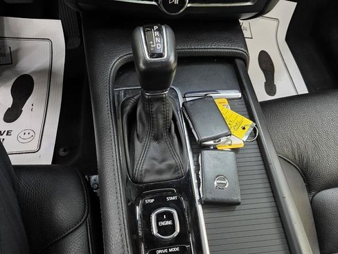 Used 2017 Volvo S90 T5 Momentum w/ Vision Package FWD image 34