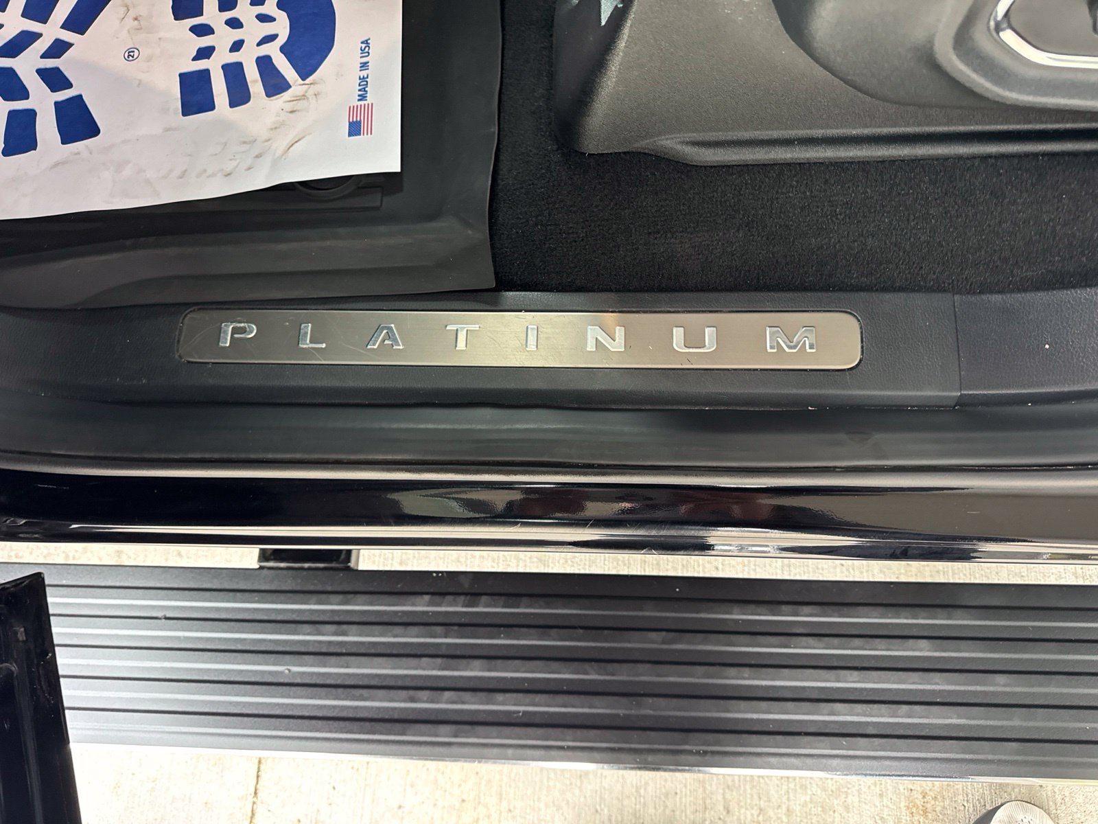 Certified 2024 Ford Expedition Platinum AWD/4WD image 29