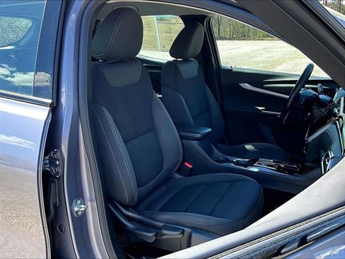 Certified 2023 Chevrolet Bolt EUV LT w/ Comfort Package image 15