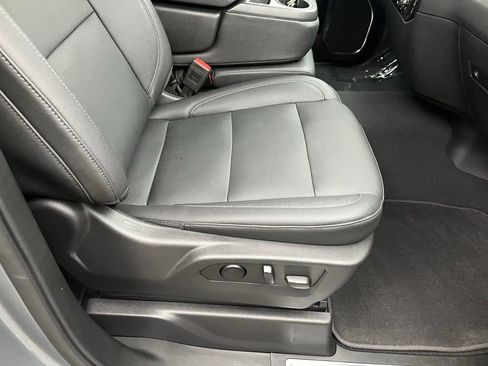 Used 2023 GMC Sierra 1500 SLT image 27