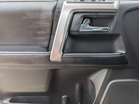 Used 2017 Toyota 4Runner SR5 Premium AWD/4WD image 15