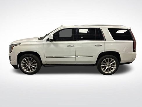 Used 2017 Cadillac Escalade Premium Luxury AWD/4WD image 2
