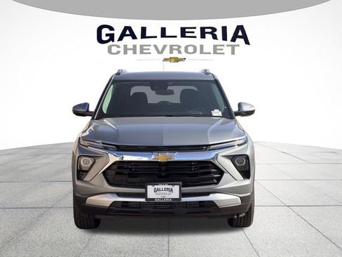 New 2026 Chevrolet TrailBlazer LT w/ Driver Confidence Package FWD image 3