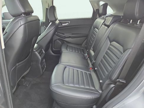 Used 2023 Ford Edge SEL image 18