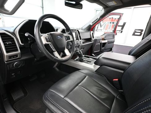 Used 2019 Ford F150 Lariat w/ Equipment Group 502A Luxury AWD/4WD image 24
