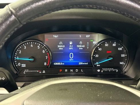 Used 2022 Ford Explorer XLT w/ Class IV Trailer Tow Package image 28