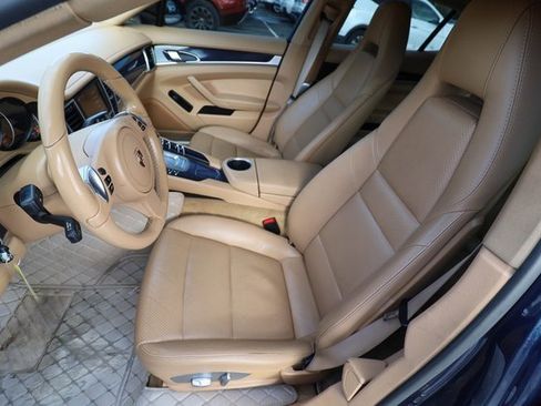 Used 2012 Porsche Panamera 4 image 28