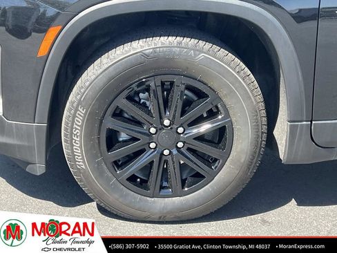 Certified 2023 Chevrolet Traverse LT AWD/4WD image 10