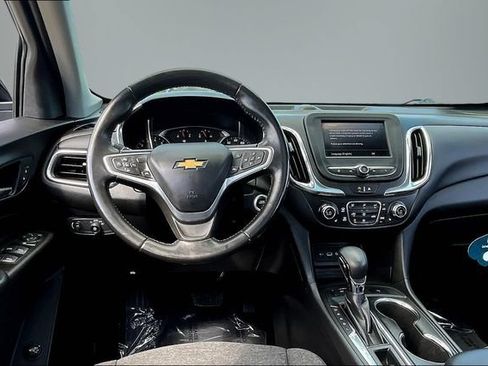 Used 2022 Chevrolet Equinox LT AWD/4WD image 8