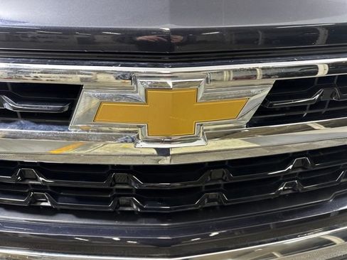 Used 2023 Chevrolet Silverado 1500 LT image 9