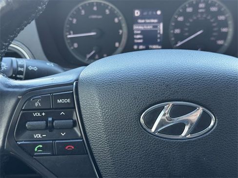 Used 2016 Hyundai Sonata Limited image 24