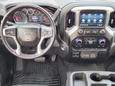 Used 2021 Chevrolet Silverado 1500 RST image 24