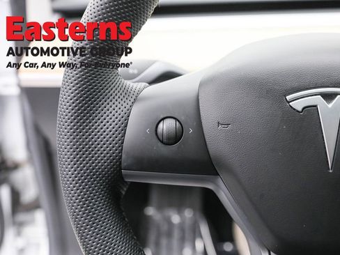 Used 2019 Tesla Model 3 Long Range image 15