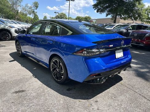 New 2026 Nissan Sentra SR w/ SR Premium Package FWD image 5