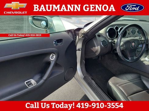 Used 2006 Pontiac Solstice Convertible w/ Premium Package image 5
