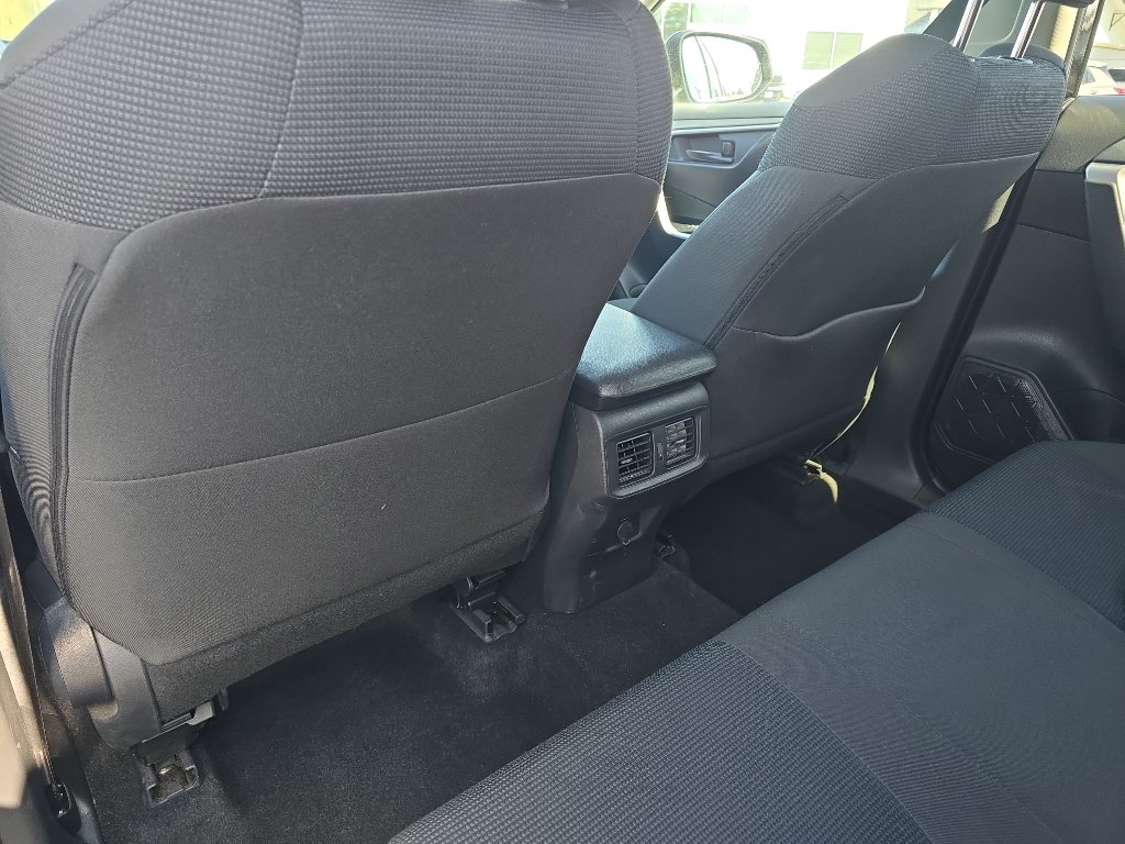 Certified 2025 Toyota RAV4 LE AWD/4WD image 17