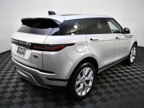 Used 2020 Land Rover Range Rover Evoque SE image 6