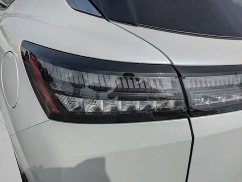 New 2025 Nissan Murano SL image 14