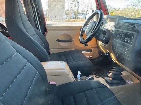 Used 1998 Jeep Wrangler Sport image 4