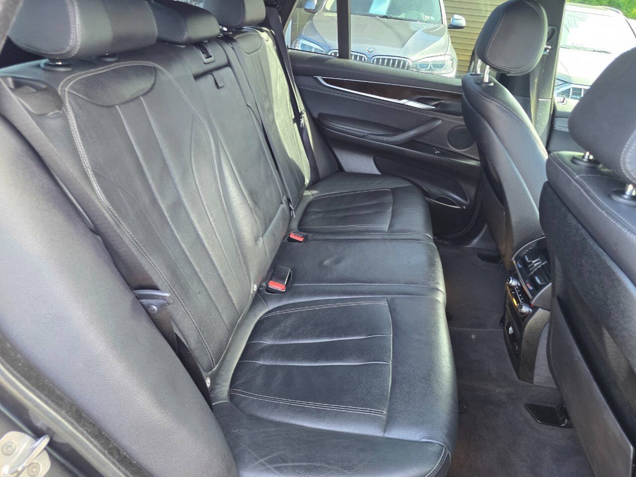 Used 2017 BMW X5 xDrive35i AWD/4WD image 31