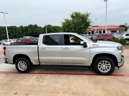Used 2019 Chevrolet Silverado 1500 LT w/ All-Star Edition AWD/4WD image 4