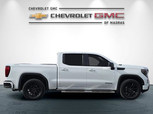 Used 2023 GMC Sierra 1500 Elevation w/ LPO, Elevation Black Package image 2