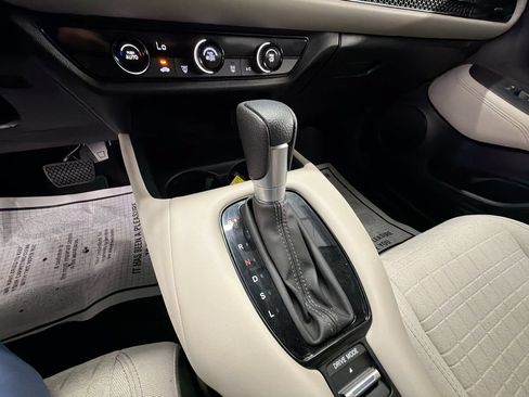 Used 2024 Honda HR-V LX image 15