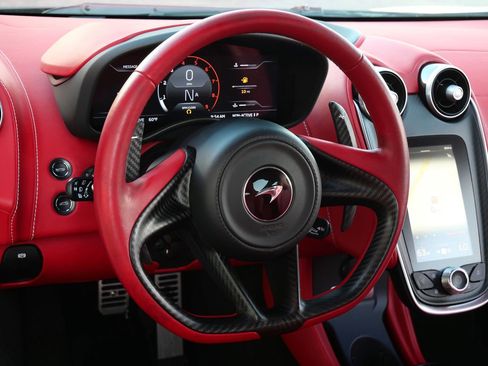 Used 2023 McLaren GT image 9