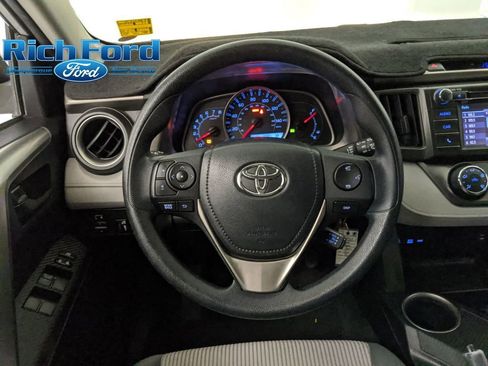Used 2015 Toyota RAV4 LE image 16