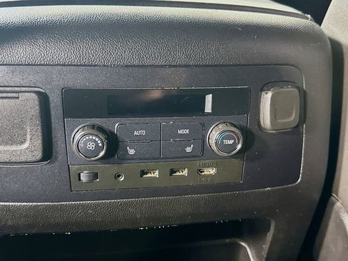 Used 2018 GMC Yukon Denali w/ Denali Ultimate Package image 28