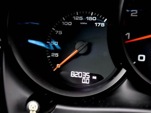 Used 2018 Porsche Macan Base image 5