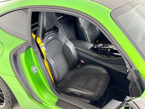 Used 2020 Mercedes-Benz AMG GT R image 28