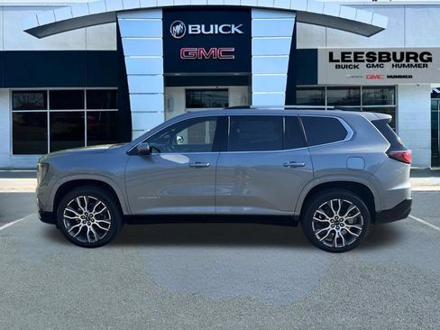 New 2026 GMC Acadia Denali Ultimate w/ LPO, Floor Liner Package AWD/4WD image 4
