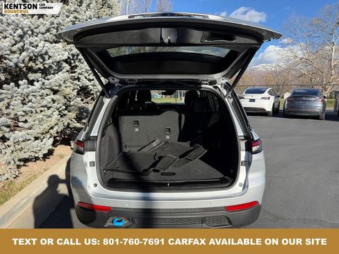 Used 2024 Jeep Grand Cherokee Trailhawk image 36