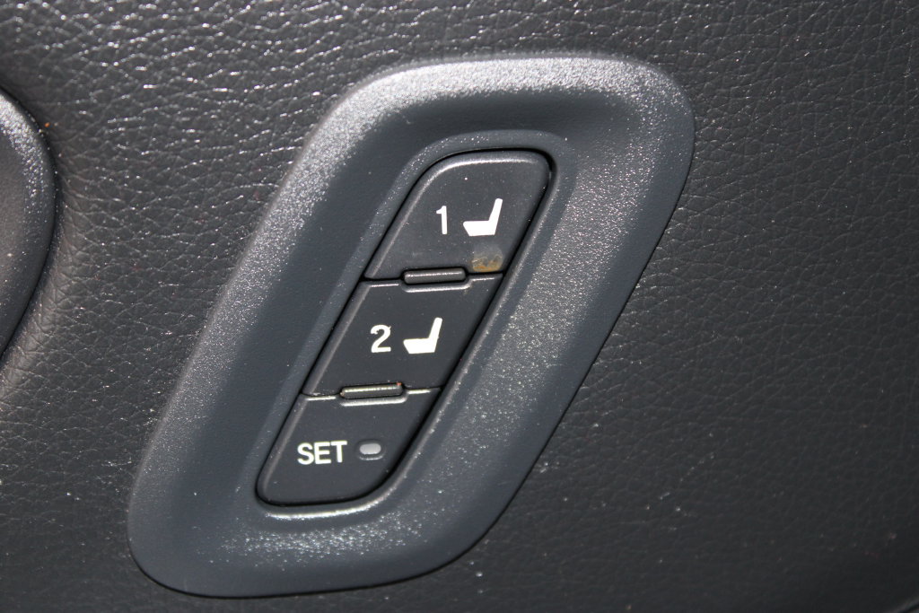 Used 2023 Honda Pilot Touring image 36